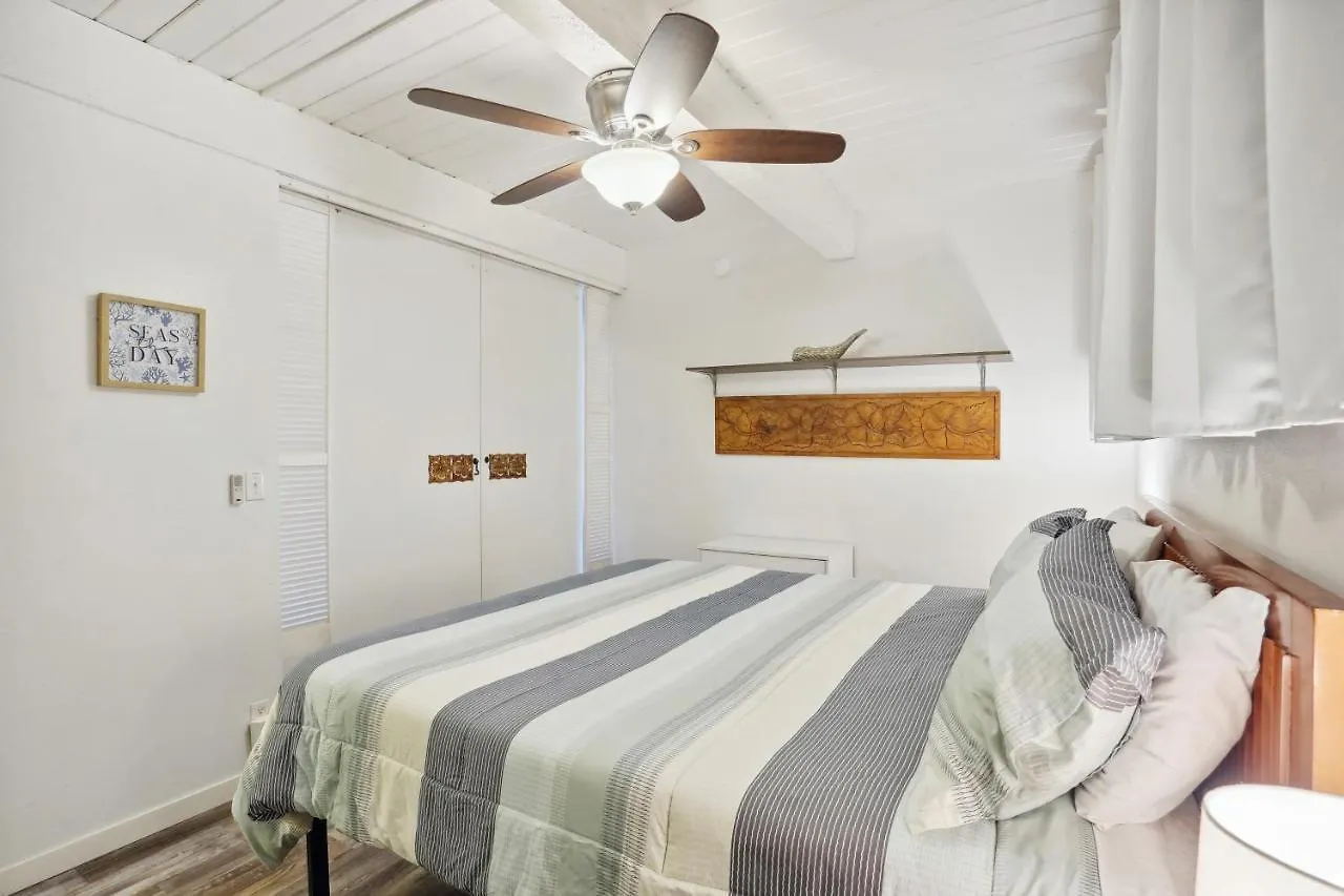 Airy Kailua-Kona Condo Less Than 1 Mi To Beach And Town 0*,