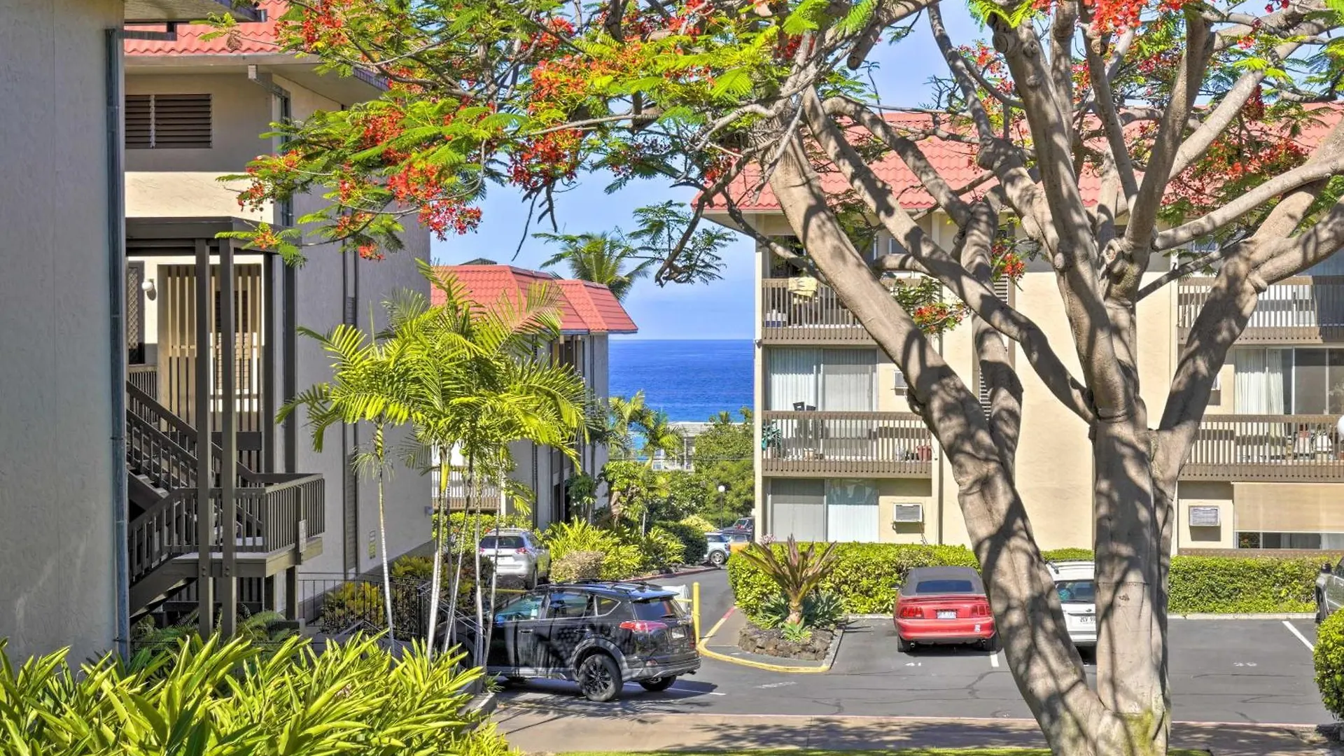 Airy Kailua-Kona Condo Less Than 1 Mi To Beach And Town